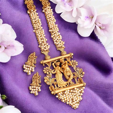 Ivory Yashoda Temple Jewellery Set- New Arrival – Bling Bag