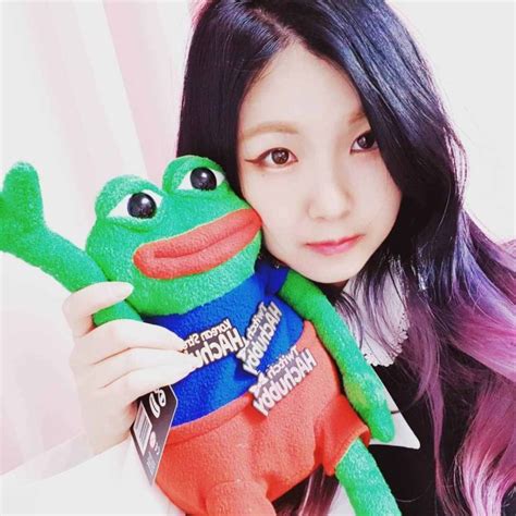 A Twitch Streamer Was Suddenly Proposed To By A Stranger On Her Tour