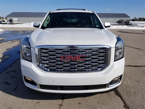 2017 GMC YUKON XL DENALI 59K MILES 4X4 SUPER CLEAN FULLY LOADED!!! - Ready To Go Autos