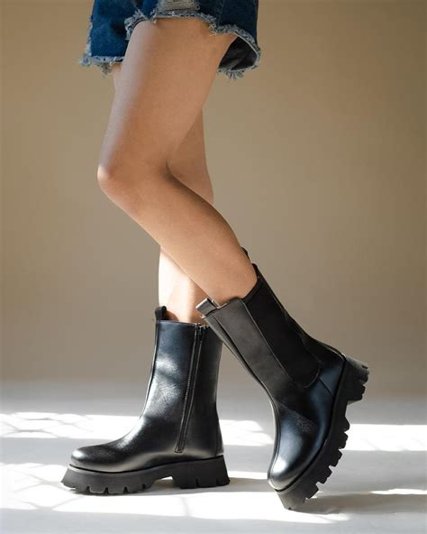 Oxfords & Boots – Littlebox India