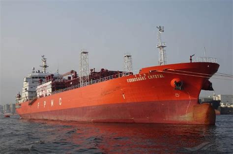 GAZ CRYSTAL, LPG Tanker - Details and current position - IMO 9318618 ...