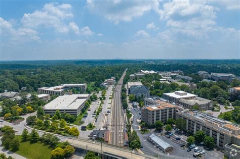 Newtown Square, PA City Guide | About Living in Newtown Square - Homes.com