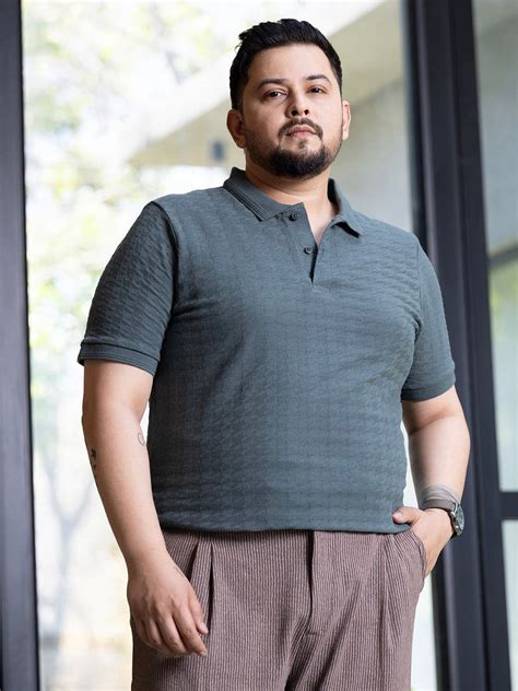 Instafab Plus Men's Charcoal Grey Houndstooth-Textured Polo T-Shirt