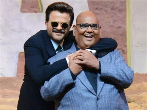 Anil Kapoor Breaks Down At Satish Kaushik’s Birth Anniversary, Cries ...