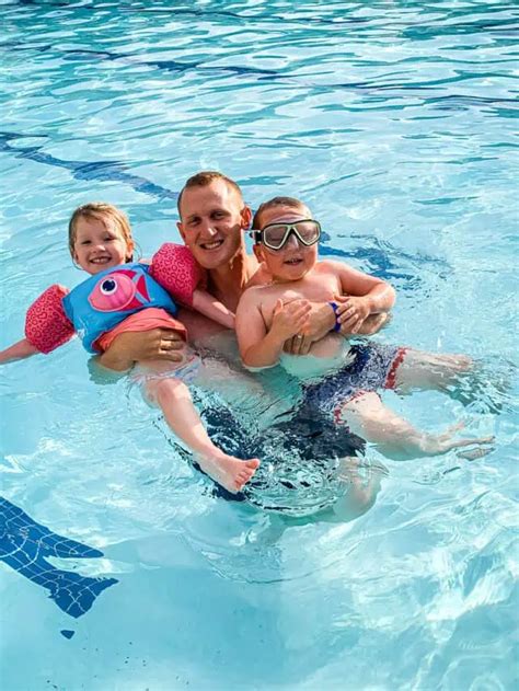 Swimming Fun 的图像结果