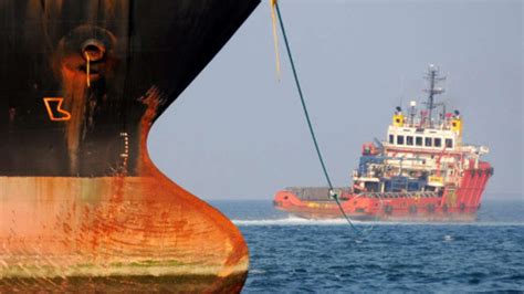 Grounded ship Pratibha Cauvery awaits salvage | The Times of India