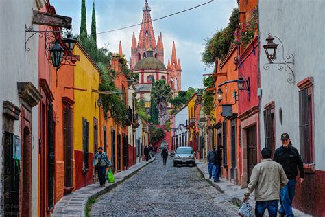 Driving Through Mexico | Explore 3 Gorgeous, Historic Mexican Cities