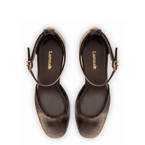 Ari Pump In Expresso Velvet | Over The Moon