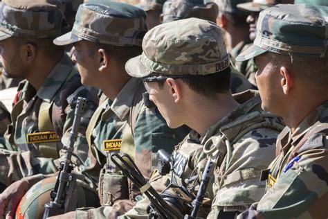 US Soldiers train with Indian counterparts on IED and room clearing ...