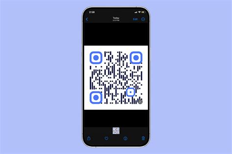 How to Scan QR Code Using Camera App 的图像结果