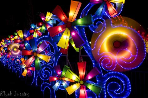 Franklin Square - Philadelphia, United States | CityDays