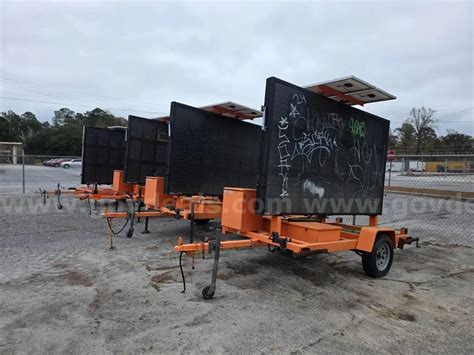 Portable Message Signs | AllSurplus