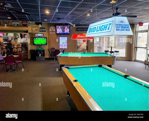 Nice Sports Bar With Pool Table at Leonard Gagliano blog