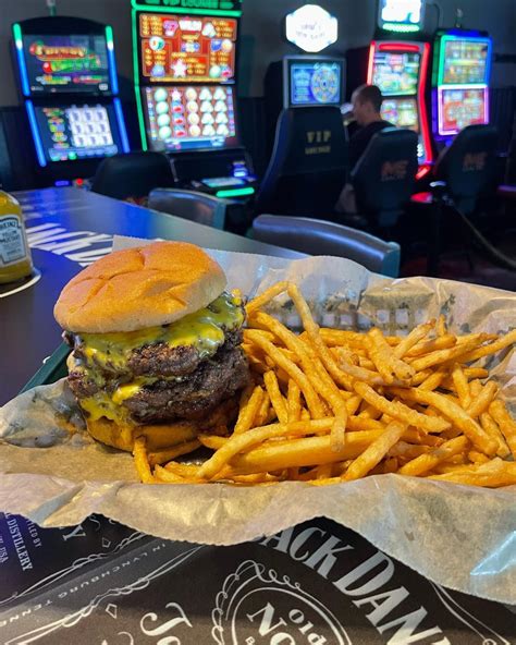 BloNo Pizza Co - Eat Local: Bloomington-Normal