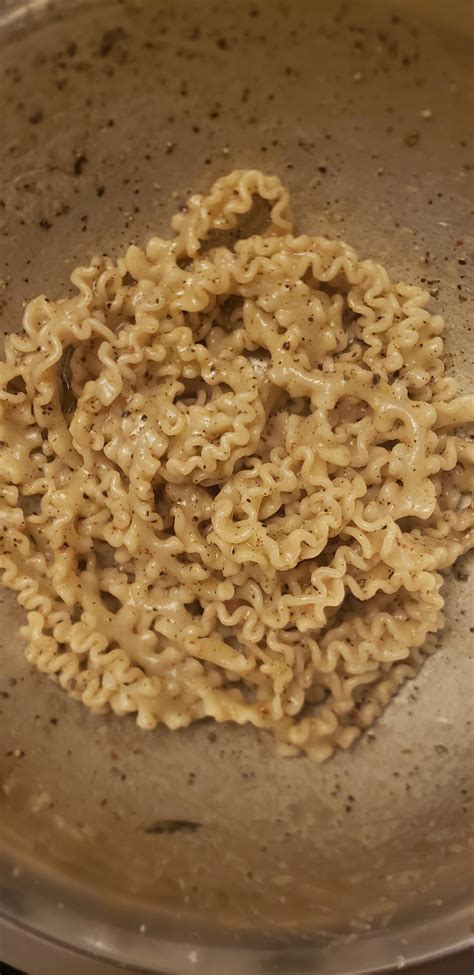 Made some cacio e pepe with pink peppercorns and mafaldine, the ...