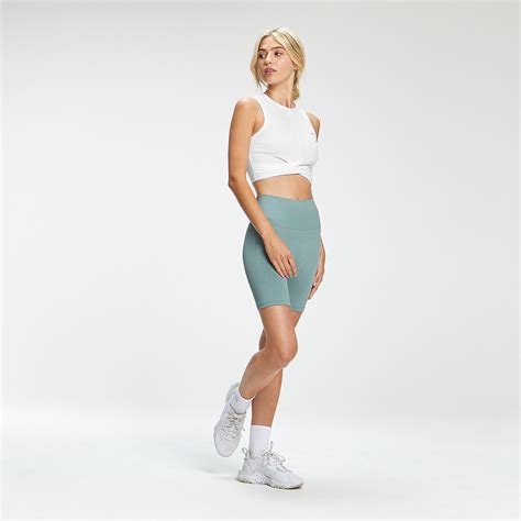 Women's Gym Tops | Sports Clothing | MYPROTEIN™