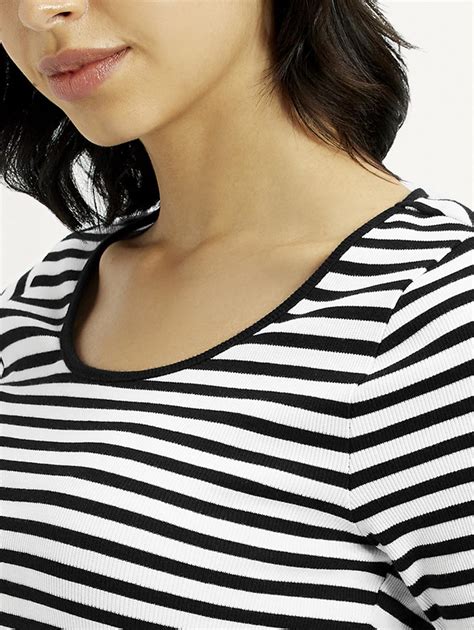 Women's Striped Slim Fit T-Shirt – Levis India Store