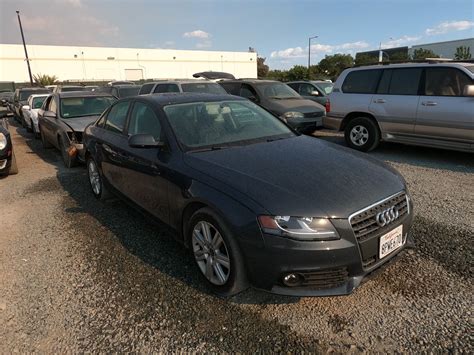 AUDI A4 2010 T-DONATION