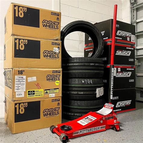 Arcan vs Pittsburgh Floor Jacks: Which is Better?