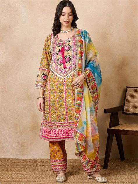 Women Ethnic Motifs Printed Regular Kantha Work Pure Cotton Kurta with ...