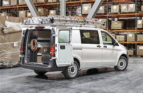 2023 Passenger Van | Metris | Mercedes-Benz Vans