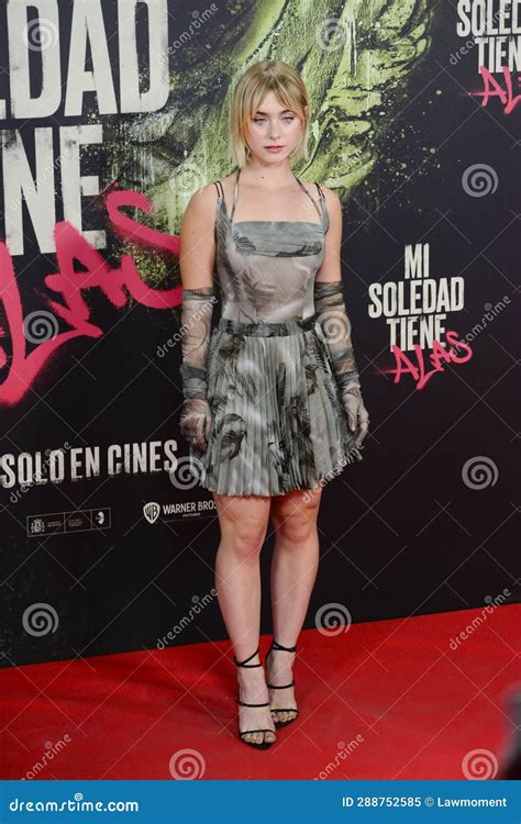 Clara Galle Attends the Premiere of the Spanish Film, Mi Soledad Tiene ...