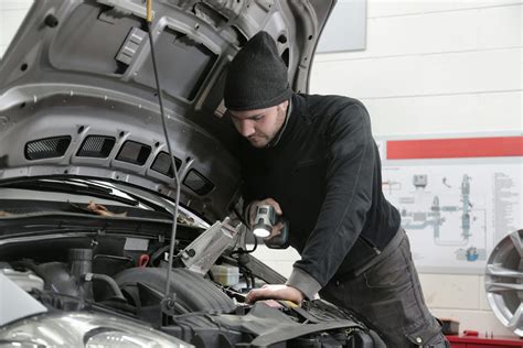 10 Common Car Electrical Problems | DriveTime Auto
