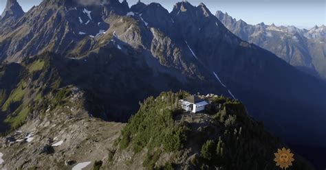 Fire Lookouts Have One of The Most Important Jobs in the Country
