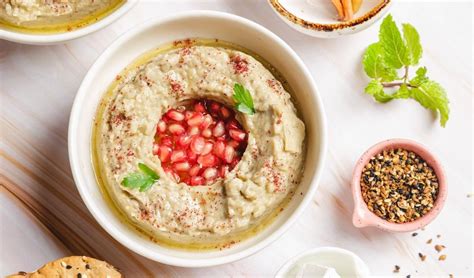 Let These 7 Iftar Meal Boxes Grace Your Dastarkhan This Ramadan ...