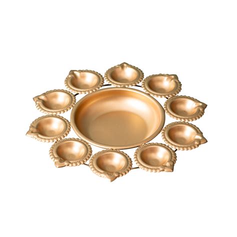 Elegant Golden Candle Holder Urli 10 Diyas – Nestroots