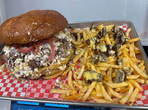 Oklahoma Smoke BBQs 6.5lb Pulled Pork Sandwich Challenge in Moore ...