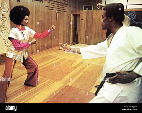 CLEOPATRA JONES (1973) TAMARA DOBSON CPJN 013 FOH Stock Photo - Alamy
