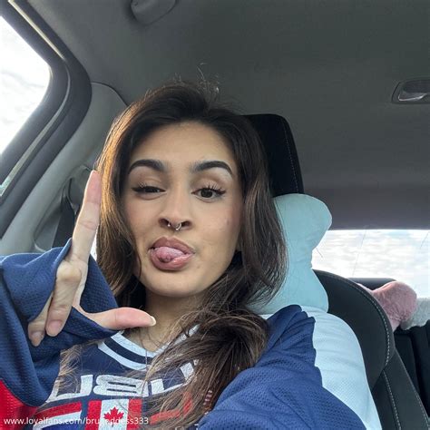 Queen Z xx's videos and clips | Official account | LoyalFans