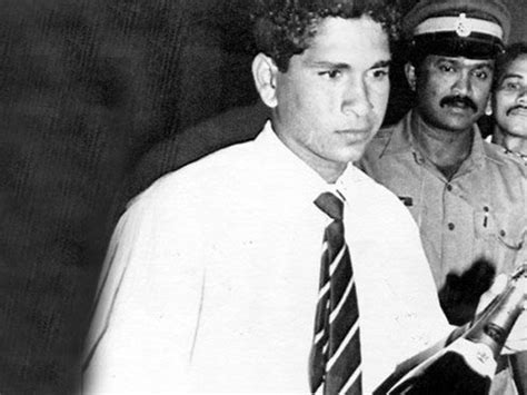 Rare Photos Of ‘God Of Cricket’ Sachin Tendulkar That Master Blaster ...