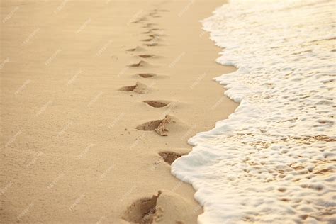 Footprints In The Sand Ryan Hart at Levi Rounsevell blog