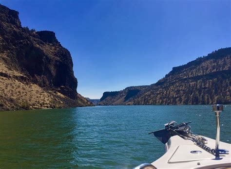 Billy Chinook Lake Oregon