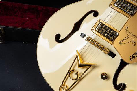 1990 Gretsch 6136 White Falcon – GuitarPoint
