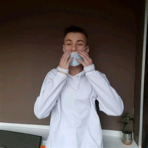 Chris Ramsey Magic Tricks 的图像结果