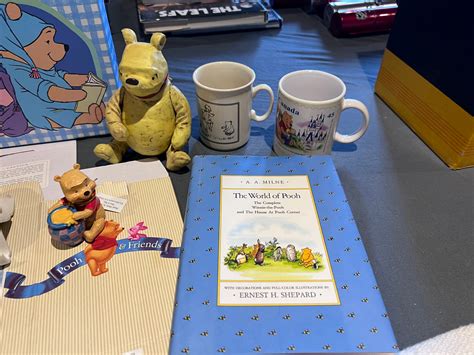 Winnie The Pooh Collectibles Lot – Sell My Stuff Canada - Canada's ...