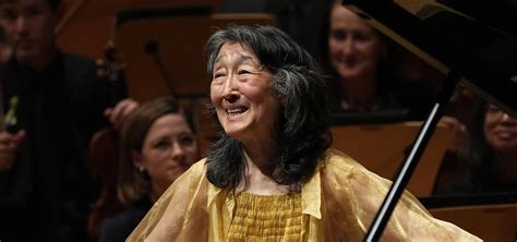 Mitsuko Uchida, Carnegie Hall - Isaac Stern Auditorium, New York ...