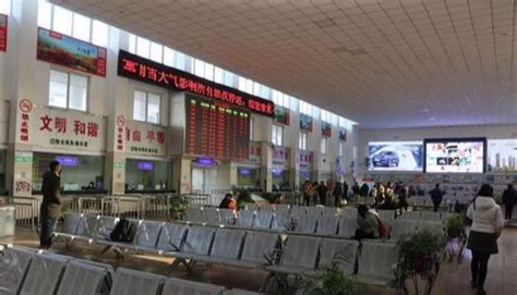 多地暂停往来北京班车，北京最大长途客运站大量线路停运|界面新闻