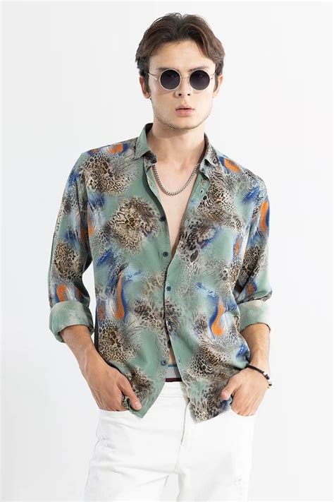 Buy Men's Yucca Green Shirt Online | SNITCH