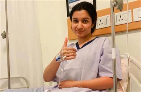 डेंगू के चलते हाॅस्पिटल में एडमिट हुईं बिग बॉस 13 फेम शेफाली बग्गा, ICU ...