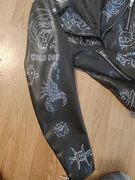 jacket i made to cure boredom : r/MachineGunKelly