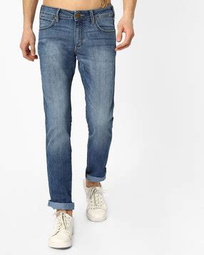 Jeans for Men: Buy Men's Branded Jeans & Denim Jeans | Ajio