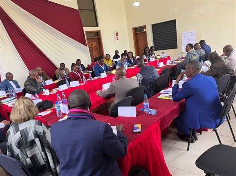 Kenyan workers meeting