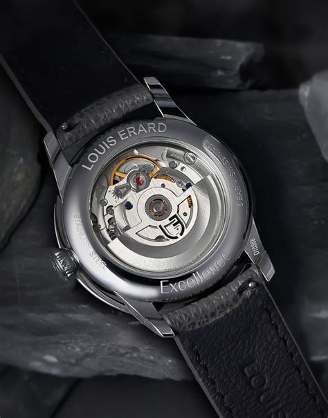 Presenting The Louis Erard Le Régulateur Grand Feu Enamel Timepiece