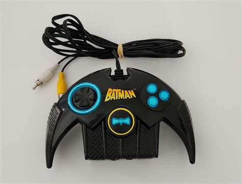 Jakks Pacific The Batman Console 🎮 Plug and Play TV Games System - 2004 ...