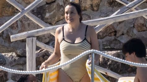 Law & Order: SVU star Mariska Hargitay, 61, reveals her curves in a ...