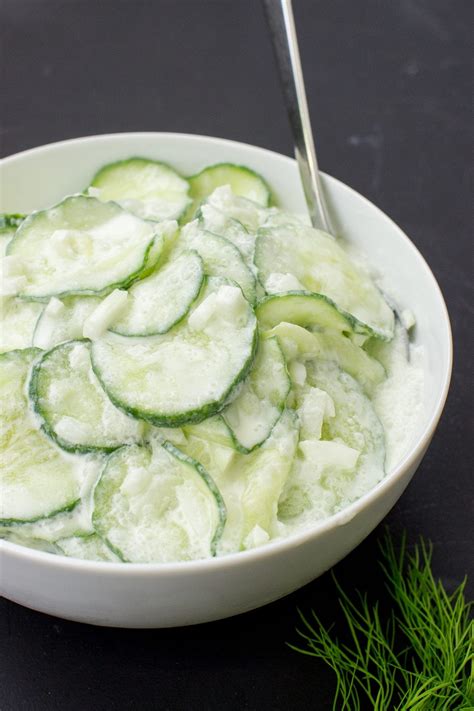 Grandma’s Creamy Cucumber Salad Recipe